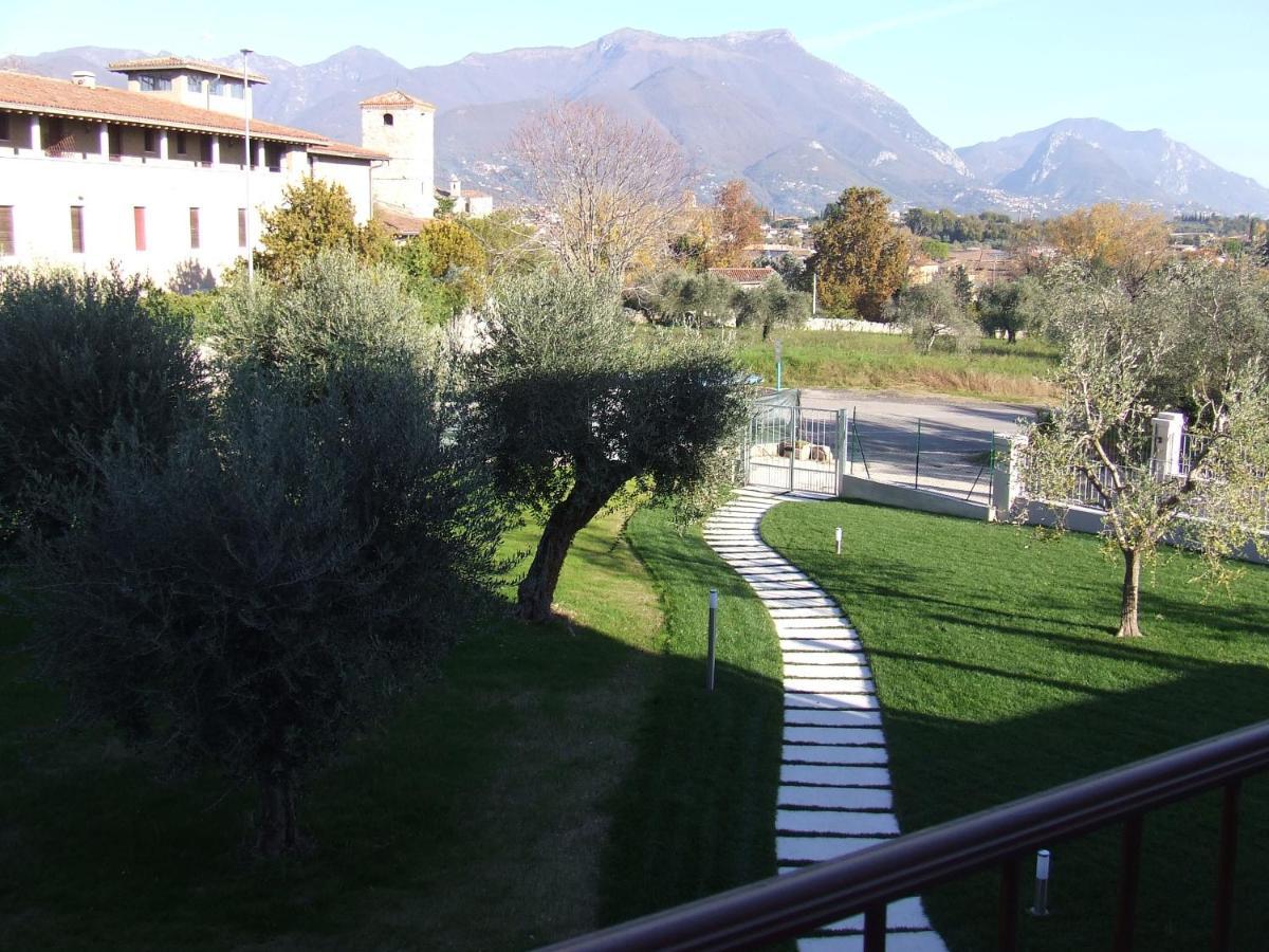 Bilocale Papavero, Magnolia O Girasole San Felice del Benaco Exterior foto